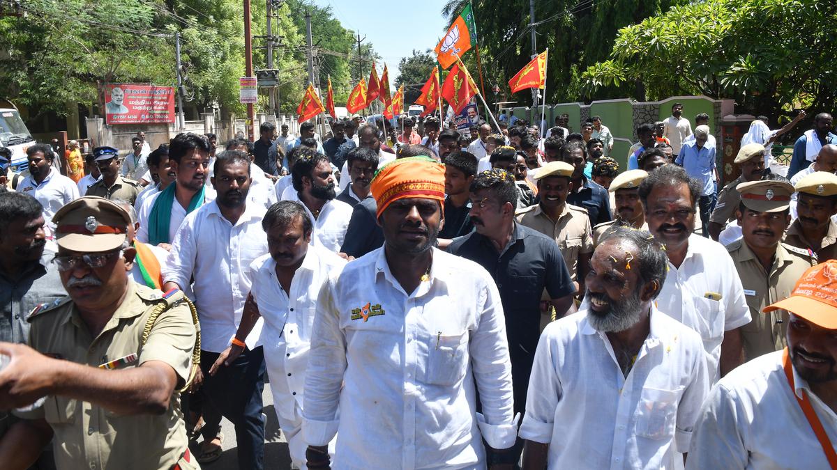 BJP leader flays DMK govt. for not resuming operation of cooperative sugar mills at Alanganallur