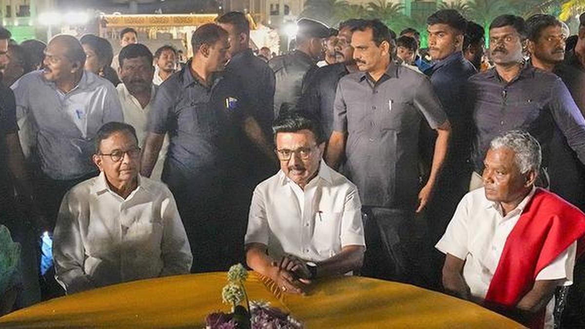 Congress dodges a bullet after dilly-dallying on alliance with DMK in Tamil Nadu