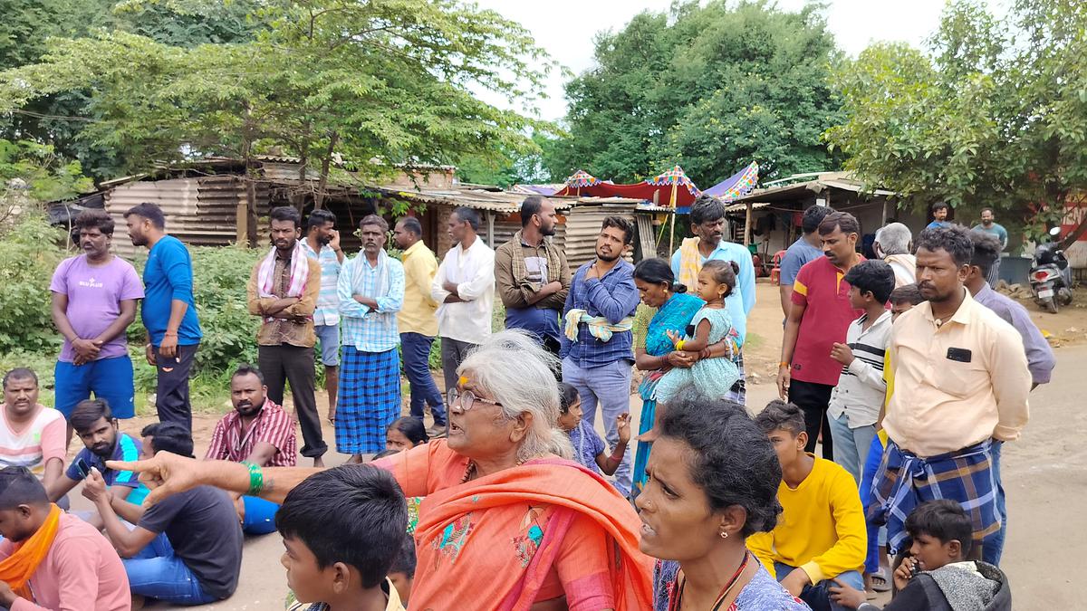 Residents of Kavadigara Hatti in Karnataka in shock following 3 deaths