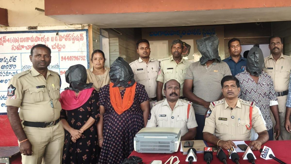 Inter-State foetal sex determination racket busted in Chittoor; four arrested