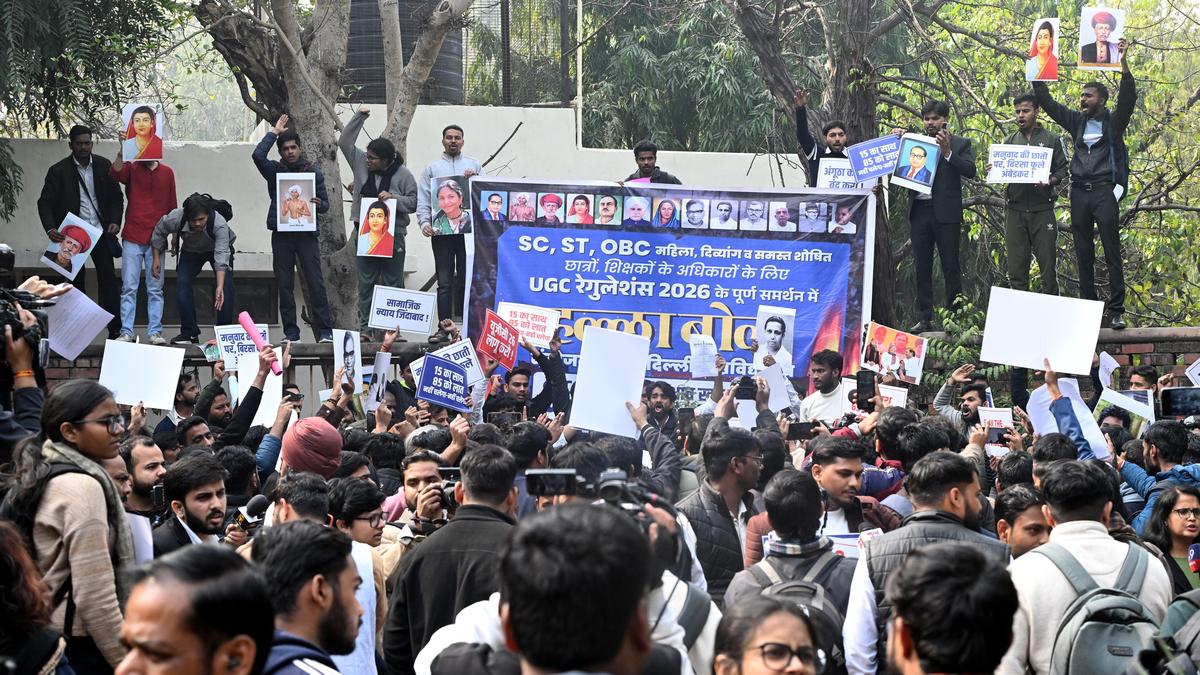 https://th-i.thgim.com/public/incoming/hhisjn/article70943362.ece/alternates/LANDSCAPE_1200/UGC%20PROTEST%20DELHI%20UNIVERSITY%20DELHI%202026_03_02_30.jpg
