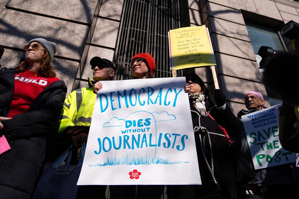 Protesters outside of the Washington Post office demonstrate following a mass layoffon February 5, 2026