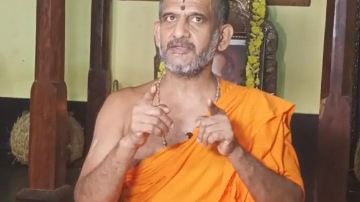 Ram temple belongs to all and not just to any political party, says seer