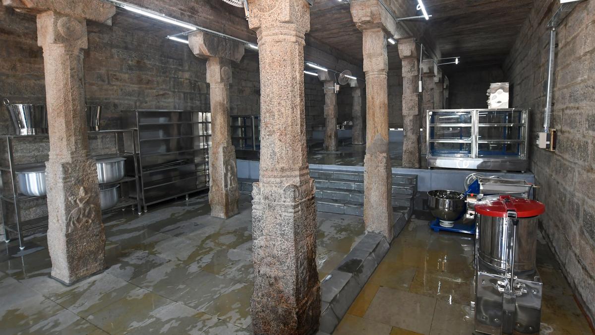 Azhagarkoil temple to have a modern kitchen to make prasadam 