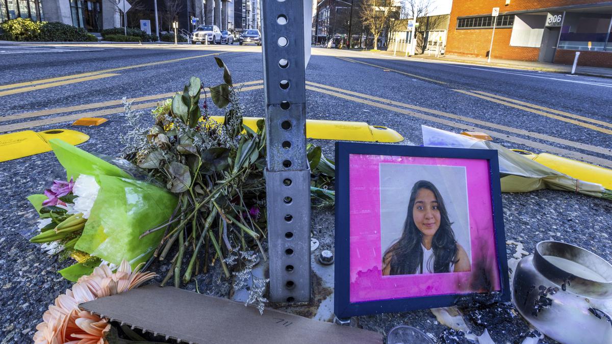 Video shows U.S. policeman laughing over death of Indian student killed by patrol car