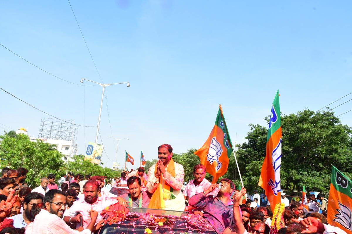 Karnataka elections: Congress corners BJP on party president Kharge’s ...
