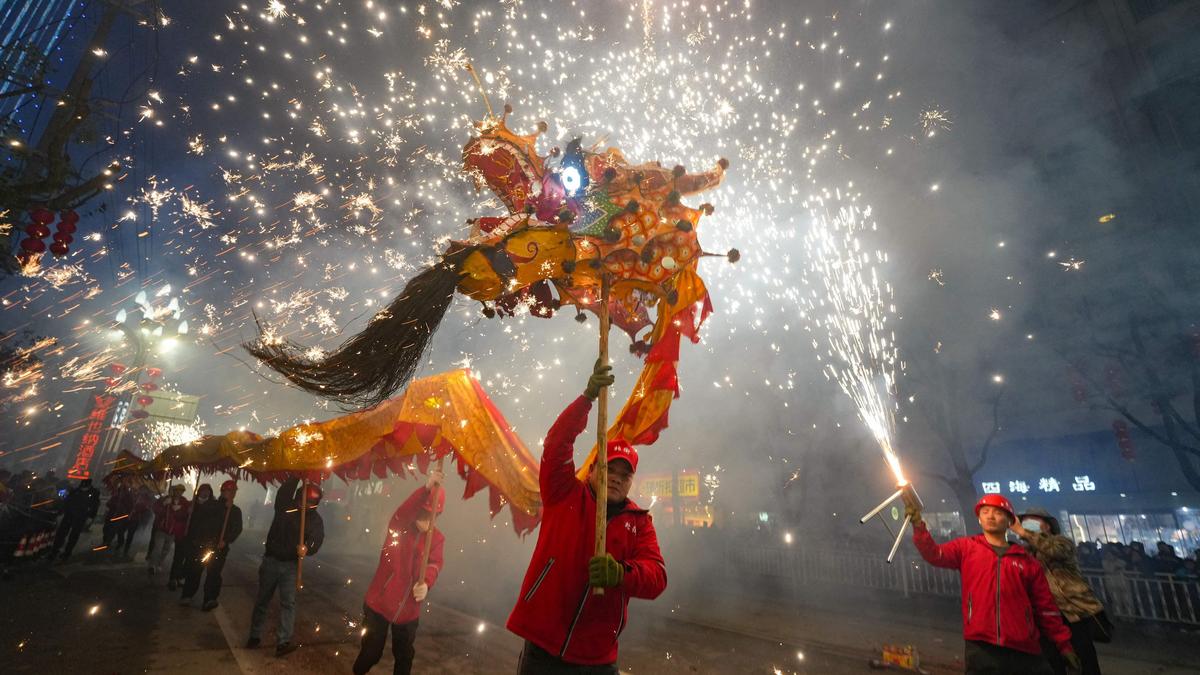 When lantern festival meets the Holi vibe