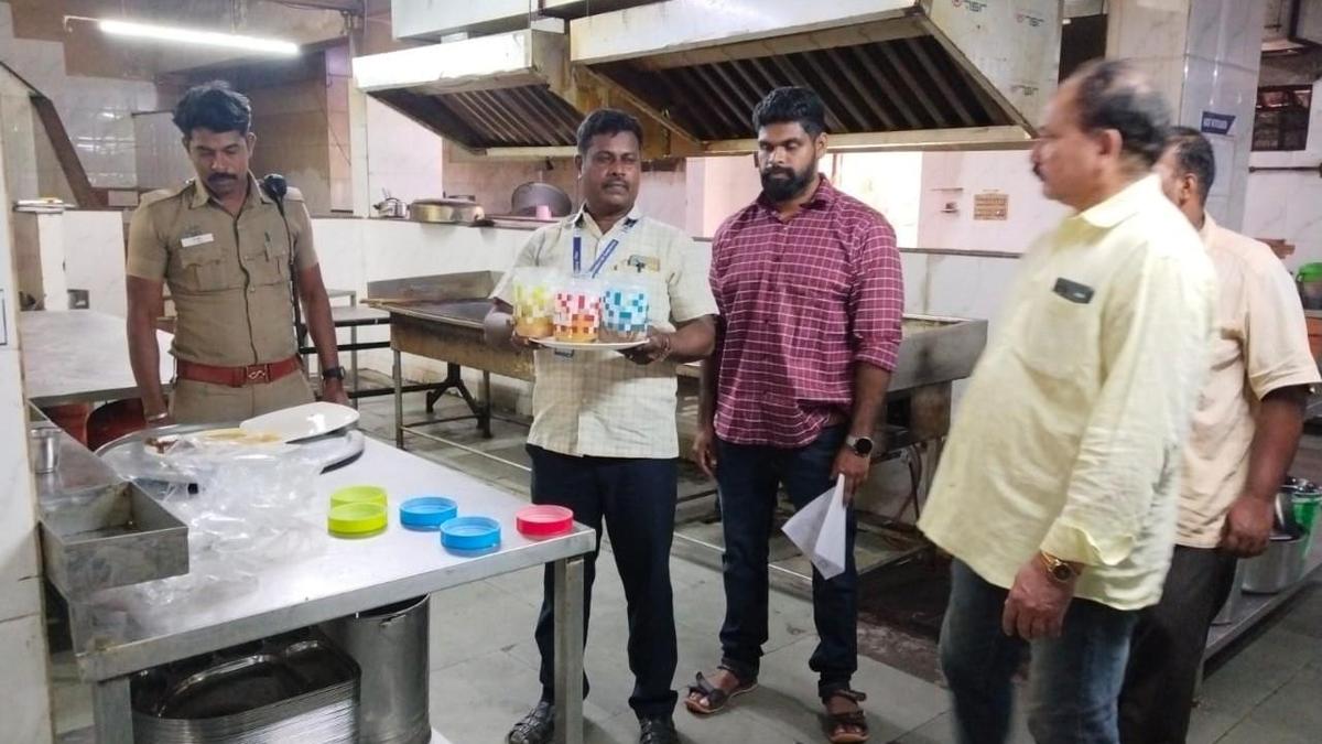 FSSAI finds faults with caterer of private college hostel near Coimbatore after students fall ill