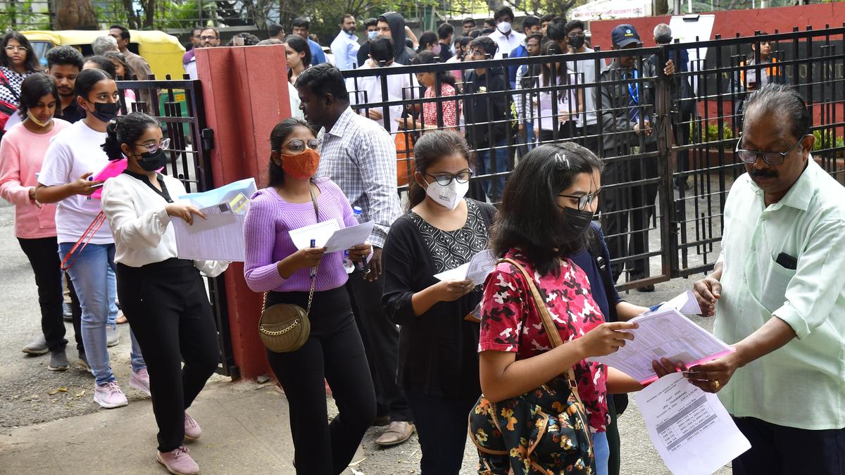 Karnataka High Court asks State Law University to equip exam hall invigilators with body cameras to check malpractices