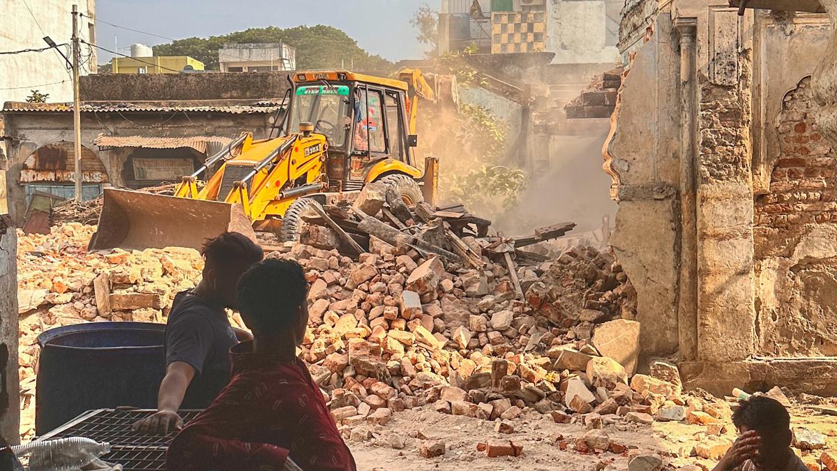 Civic body begins tearing down Mahbub Chowk Market