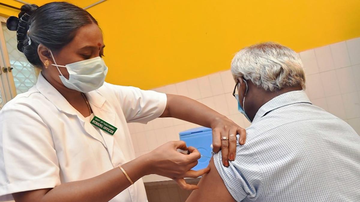 Health Ministry not to procure fresh COVID-19 vaccines; surrenders ₹4,237 crore from vaccination budget
