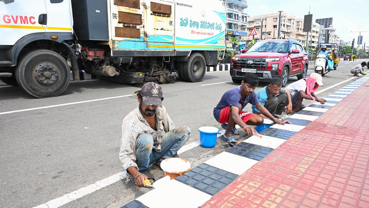 Beautification works on fast-track mode, says GVMC Commissioner