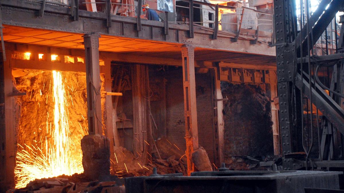 Contractual employee dies at VISL Bhadravathi