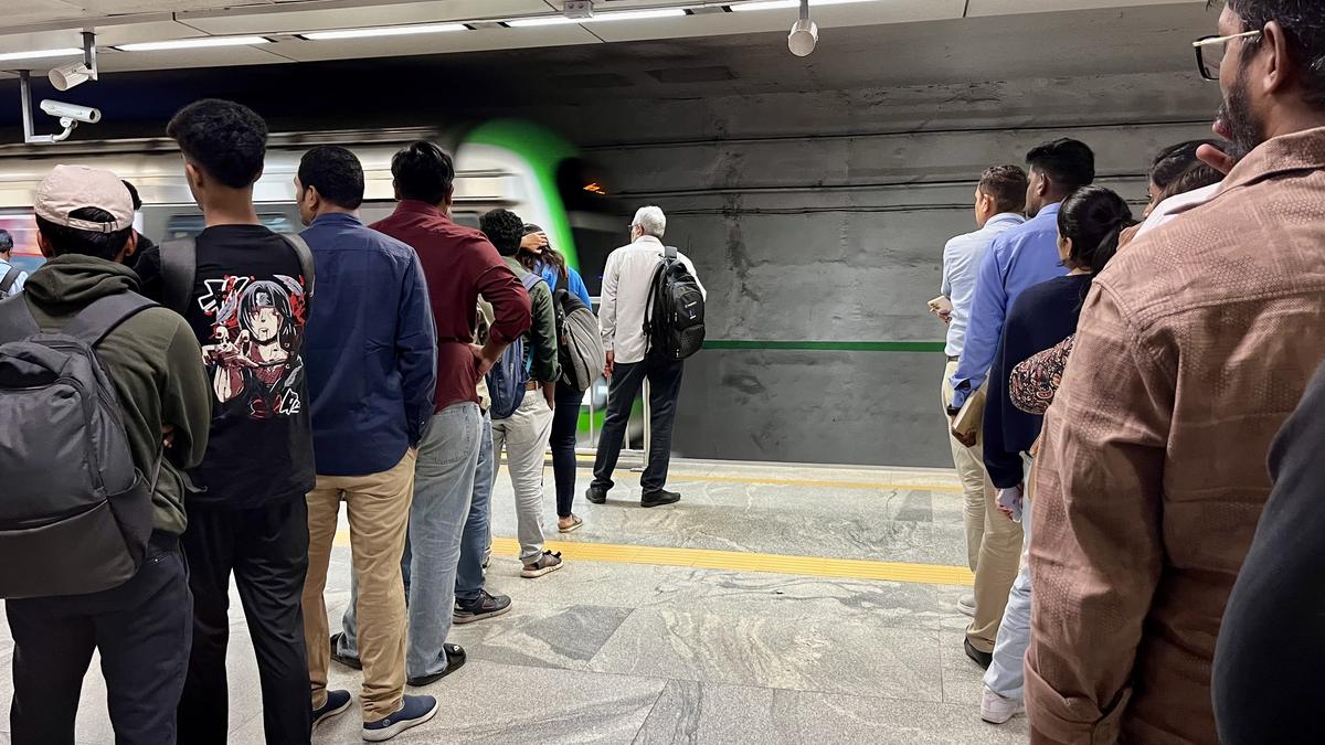 Passenger rescued after jumping on Bengaluru metro track at Majestic station