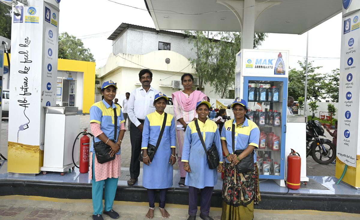 Narayanpet Drdo Mogulappa and Petrol Station Manager Selam Chandrakala with the staff members.