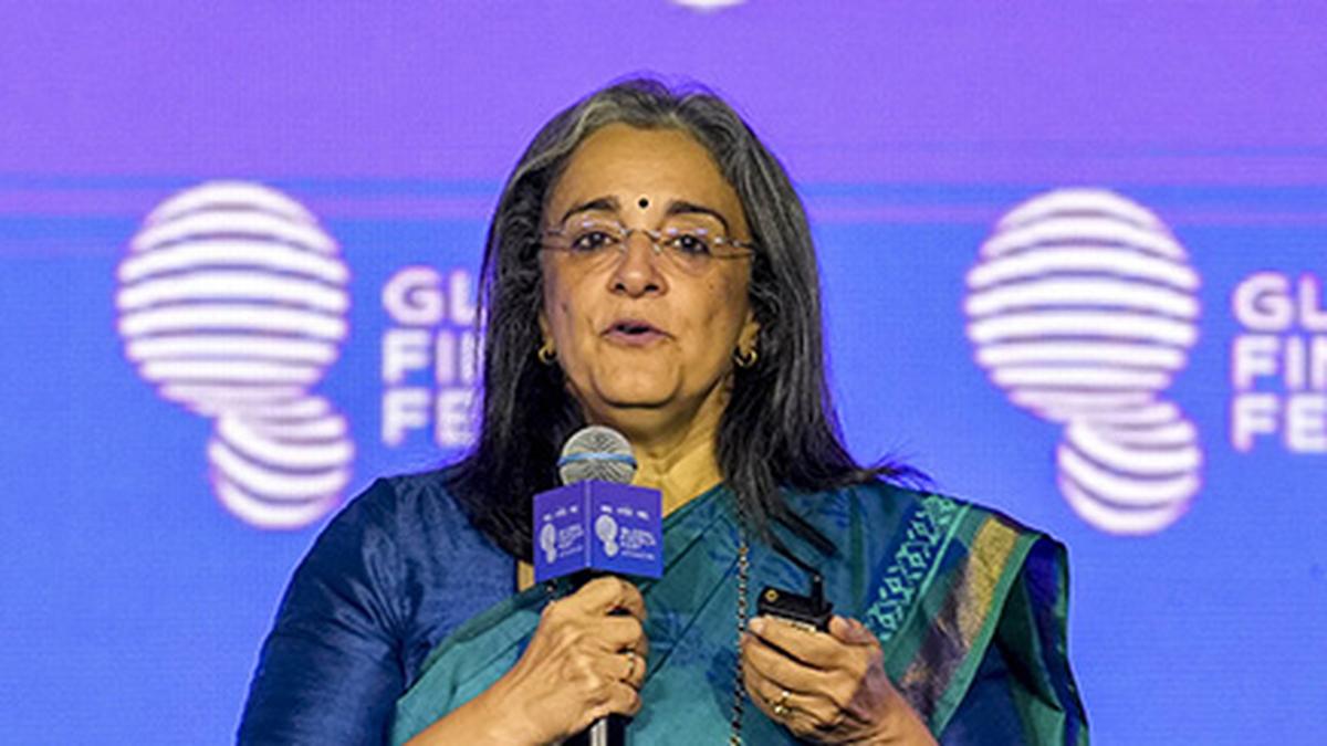 Ex-SEBI Chief Buch Faces FIR Order in Stock Market Fraud