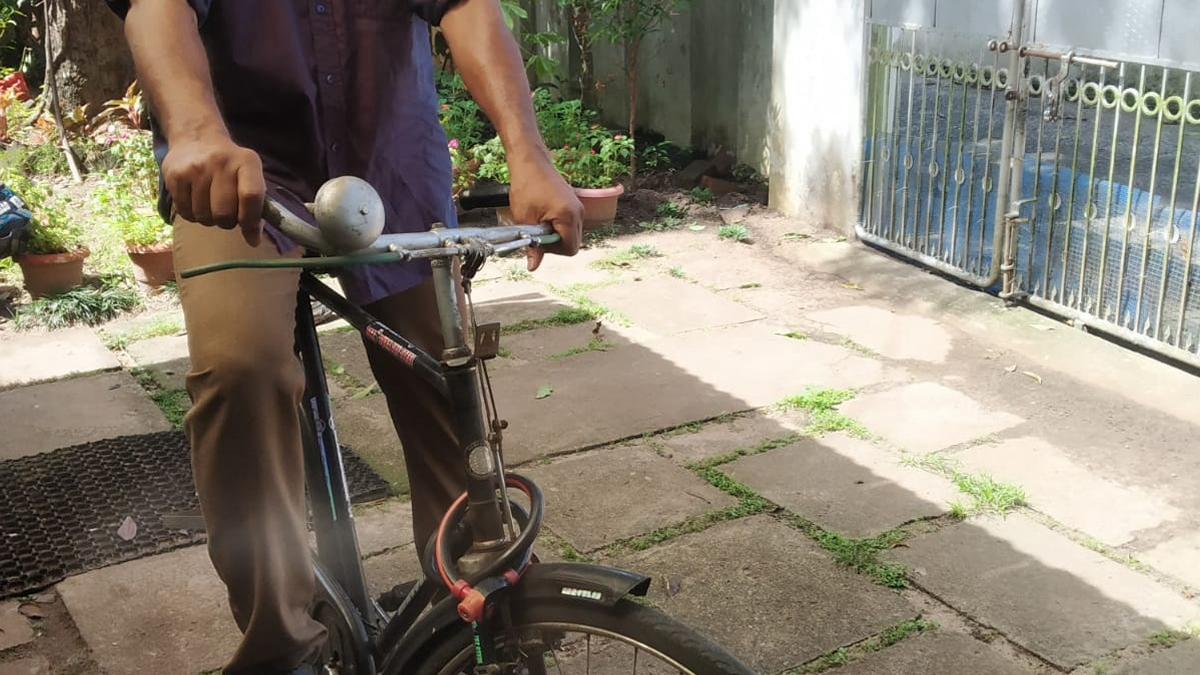 Retired Army soldier’s ‘priceless’ bicycle