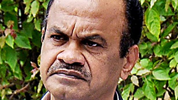 Komatireddy Venkat Reddy meets Amit Shah