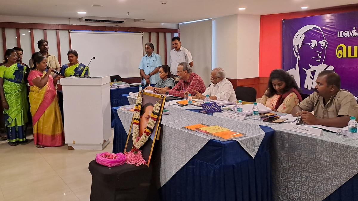 SC/ST Commission criticised for inaction towards welfare of conservancy workers