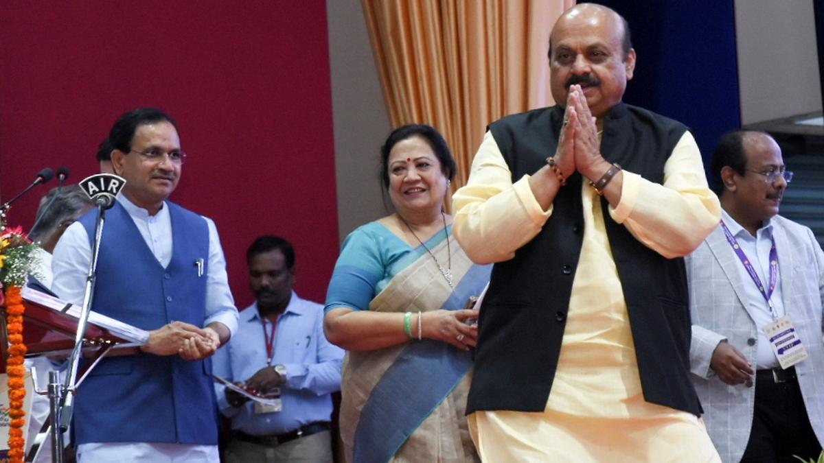 Earlier govts did not have the sense to protect cotton mills based on local agri production: CM