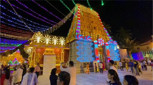 Watch | Mangaluru illuminates streets and buildings for Dasara
