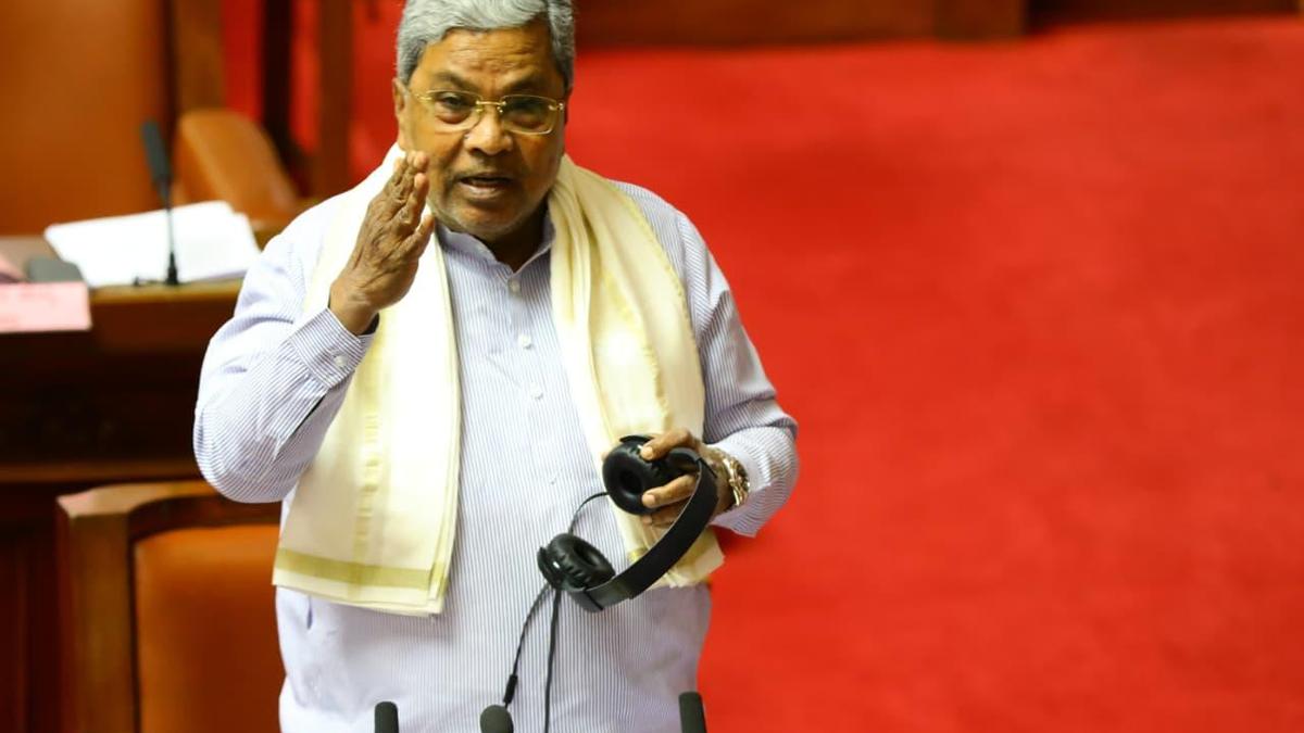 Siddaramaiah counters criticism over air travel expenses
