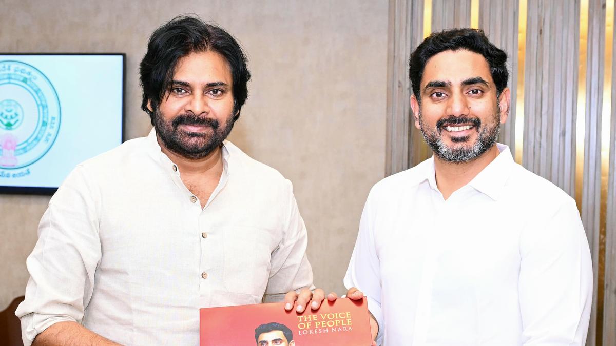 Lokesh presents copies of coffee-table book on ‘Yuvagalam Padayatra’ to Pawan, Ministers