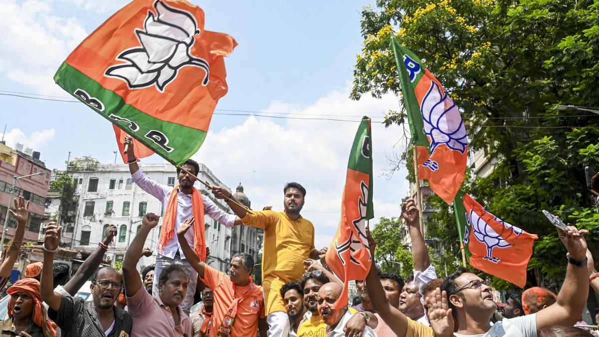 West Bengal election results LIVE: BJP inches to 200-mark in leads; TMC alleges ECI delay in uploading of data