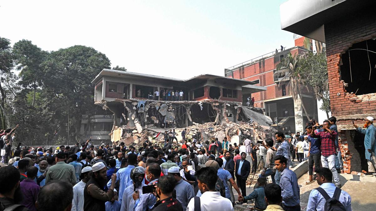 How a Dhaka mob brought down the residence of Sheikh Mujibur Rahman
Premium