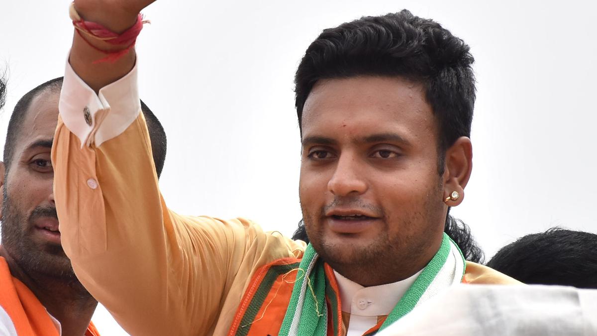 It was easy for me to come out of the place and be with people like anybody else, Yaduveer Krishnadatta Chamaraja Wadiyar