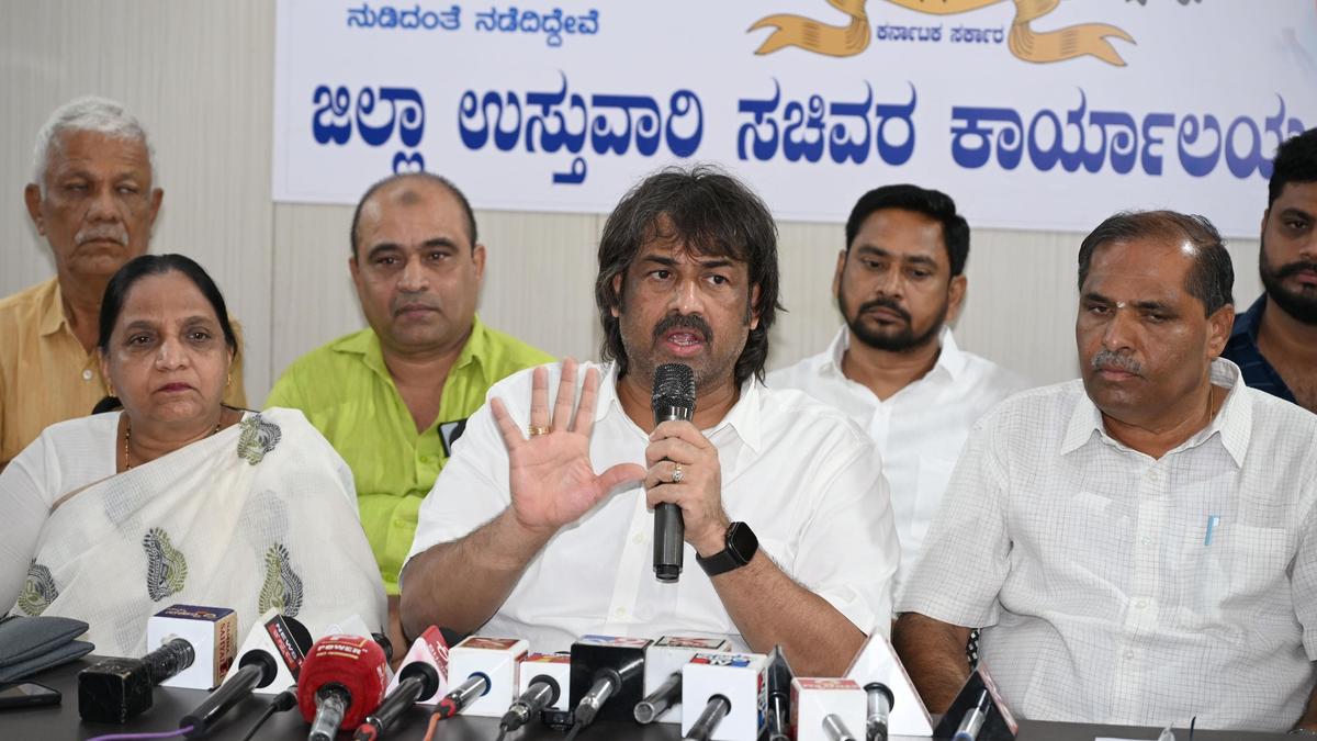 Madhu Bangarappa criticises BJP MLC Vishwanath for his comments on SSLC exam results