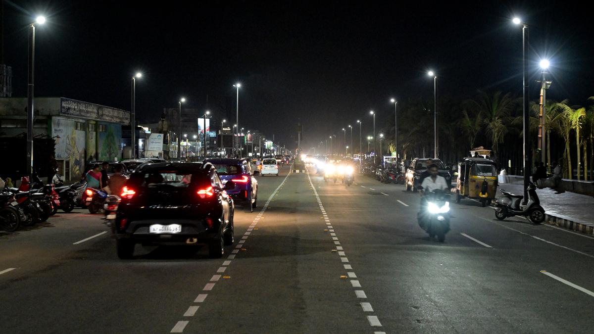 Poor streetlighting in Vizag: Is there light at the end of the tunnel, ask GVMC corporators