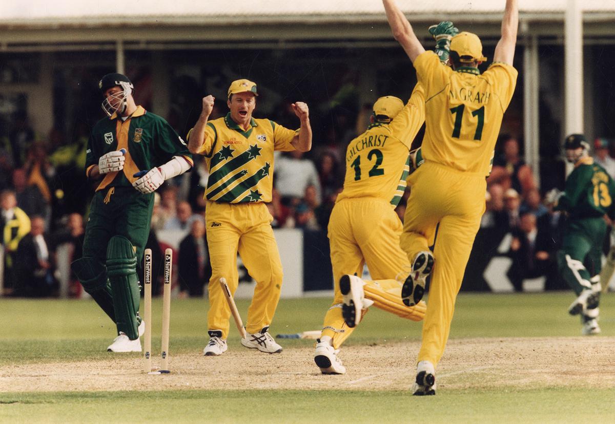 In what was one the best matches in the 1999 World Cup, Klusener, after taking South Africa within sight of victory from a near impossible position, took off for a suicidal run off the penultimate ball of the last over. His partner Allan Donald was run out and the semifinal match ended in a tie. Australia, by virtue of its superior position in the Super Six stage, made it to the final of the World Cup on June 13, 1999. 