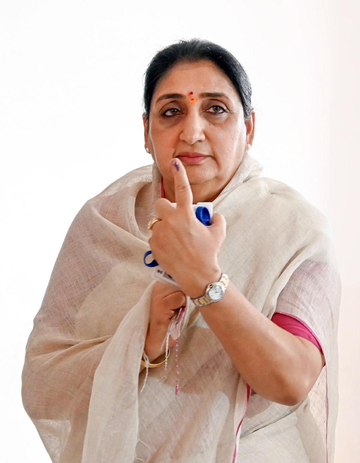 People of Baramati have been supporting Pawar family since last 60 years’ : Sunetra Pawar