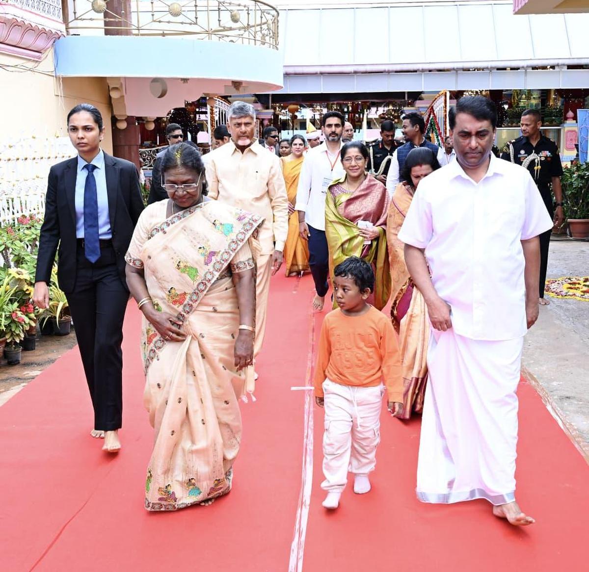 President Droupadi Murmu, Chief Minister Nara Chandrababu Naidu at Sri Sathya Sai Baba centenary celebrations in Puttaparthi on Saturday (ovember 22). 