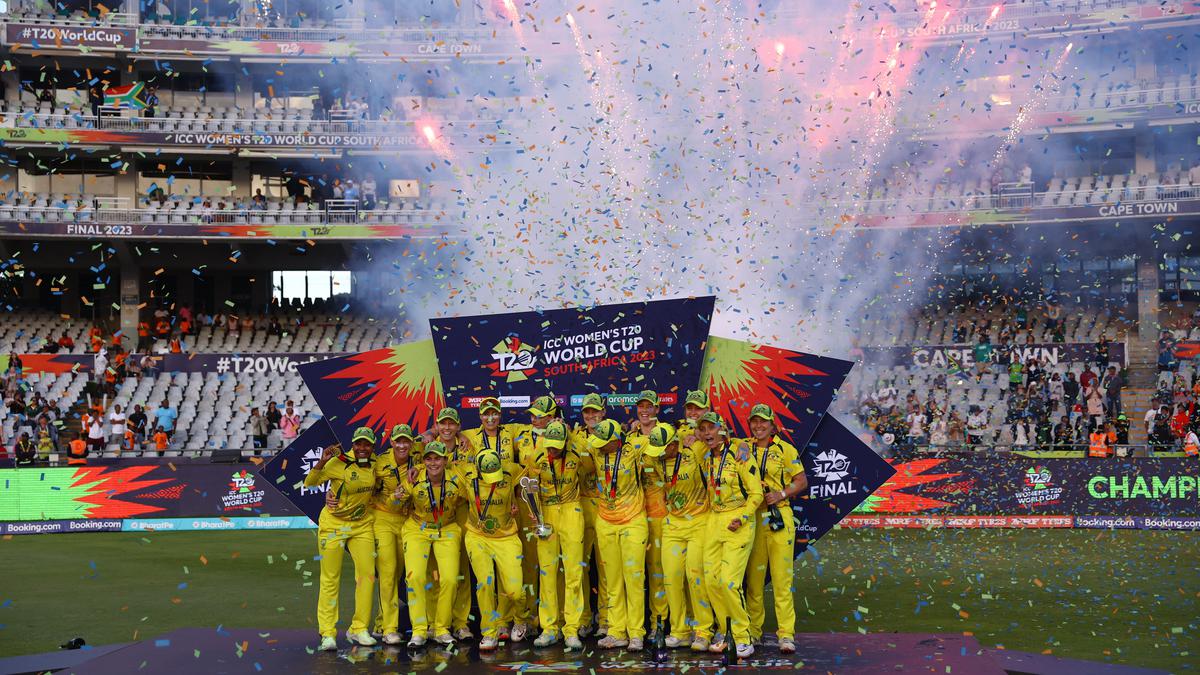 Australian women cricketers hailed as among greatest ever