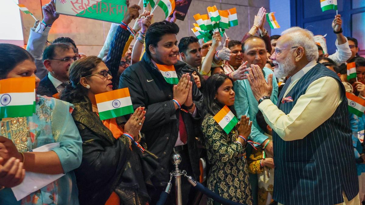 PM Modi in Netherlands LIVE: Modi welcomed with cultural performances, meets Indian diaspora at The Hague