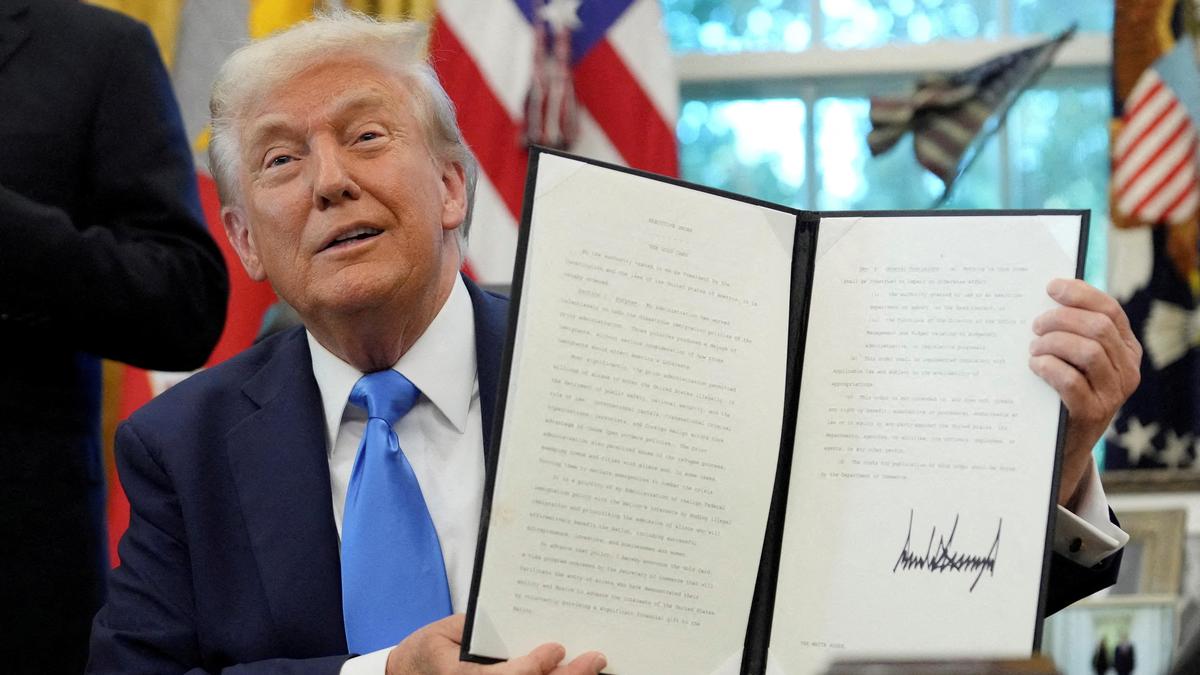 Trump’s New Gold Card Visa Programme Launches With $1 Million Entry