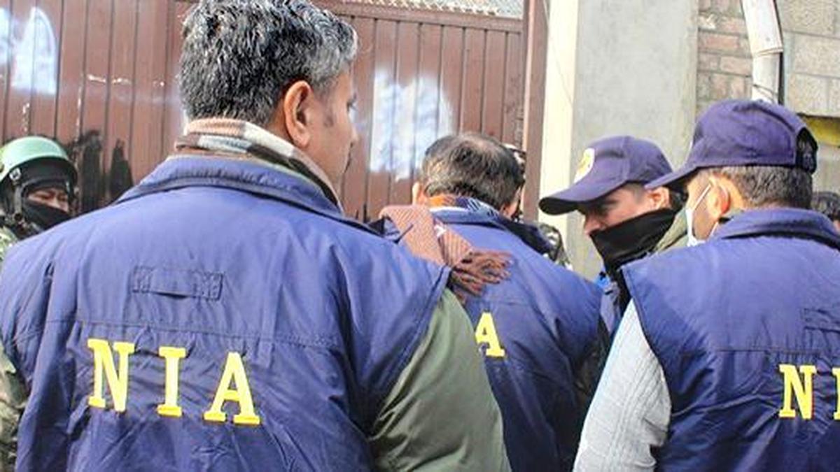 NIA Raids Eight Kashmir Locations in White-Collar Terror Probe Linked to Delhi Blast NIA Raids Eight Kashmir Locations in White-Collar Terror Probe Linked to Delhi Blast
