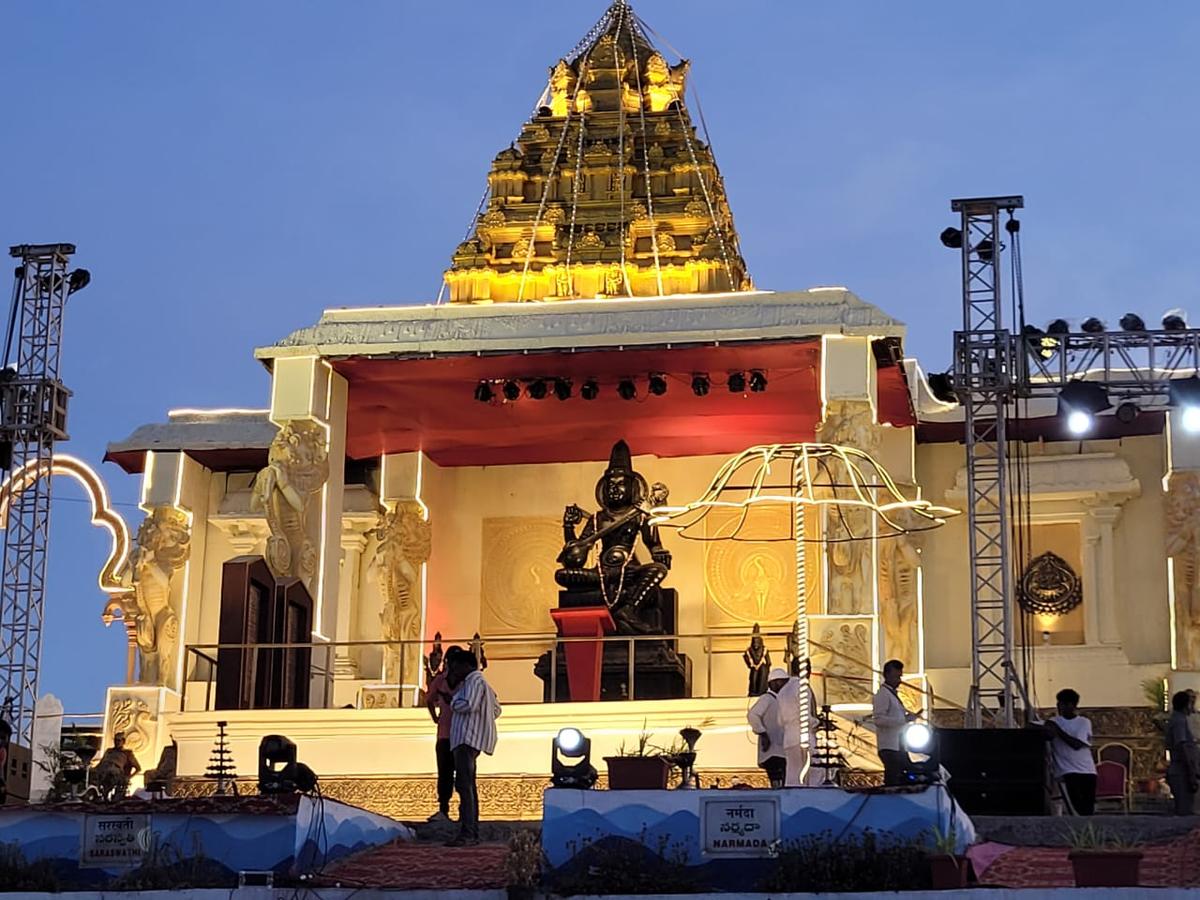 Saraswati Pushkaralu in Kaleshwaram: When Rivers Meet And Faith Overflows Saraswati Pushkaralu in Kaleshwaram: When Rivers Meet And Faith Overflows