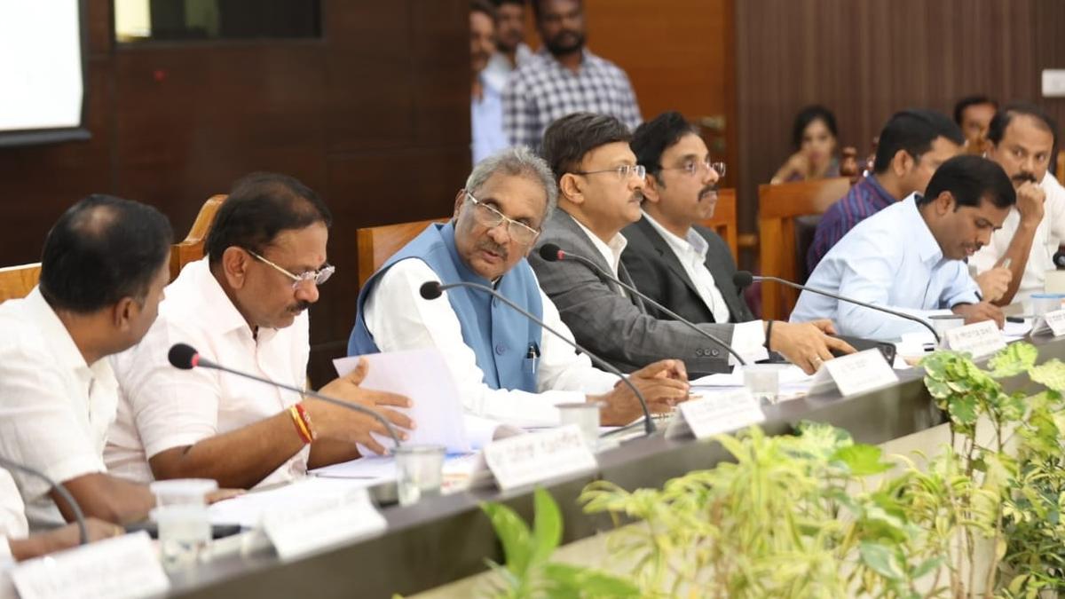 Sugarcane farmers in Mandya may get additional power for pump sets