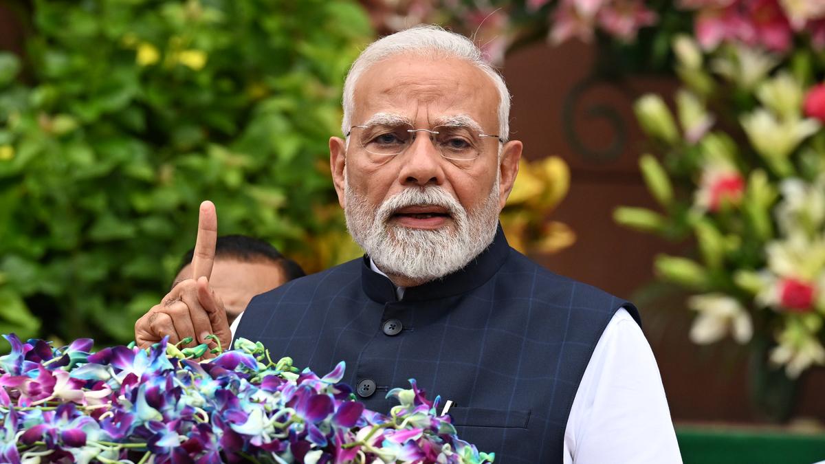 https://th-i.thgim.com/public/incoming/i4q2ea/article69879282.ece/alternates/LANDSCAPE_1200/MODI%20PARLIAMENT%20MONSOON%20SESSION_21_07_19.jpg
