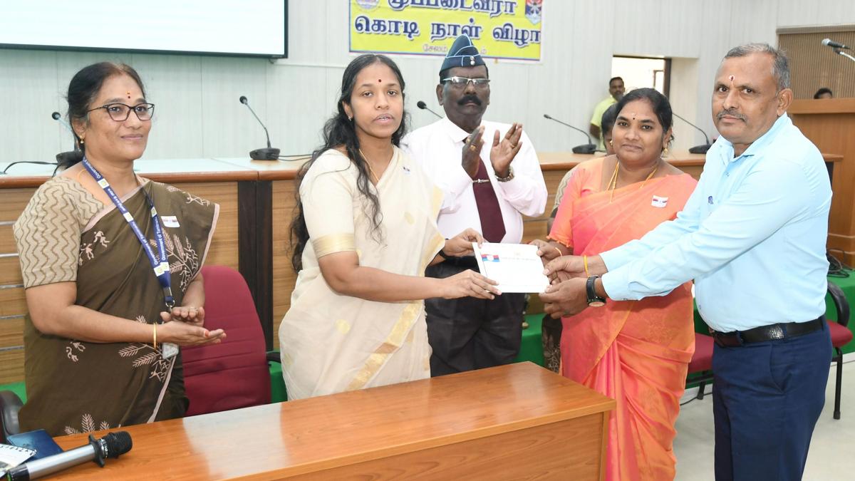 Salem district exceeds target fixed for Armed Forces Flag Day fund: Collector