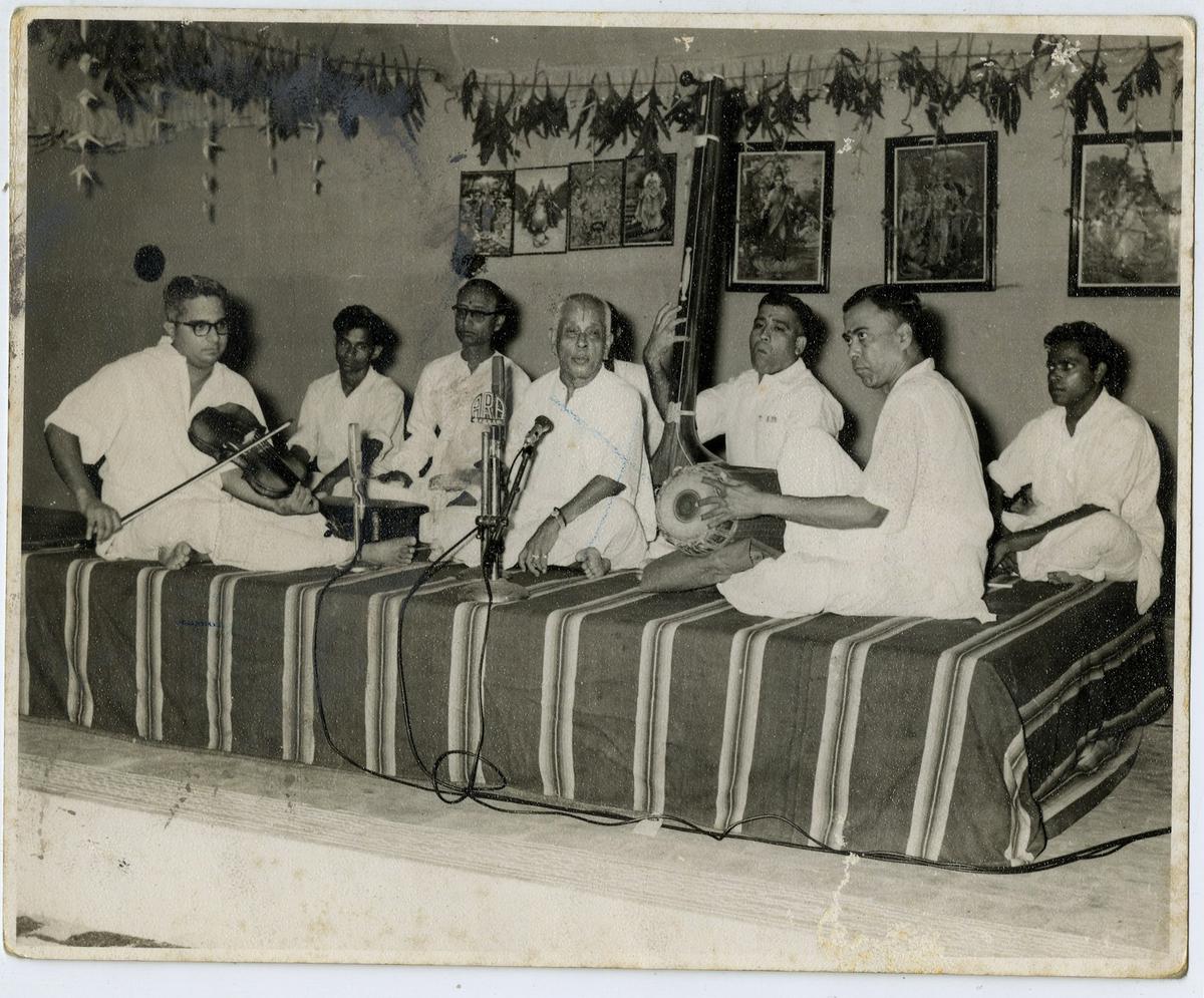 It is said that Ariyakudi Ramanuja Iyengar set the concert format. But over the years, much has changed as far as concert presentation and structure are concerned. 