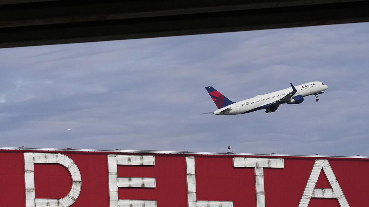 Delta Air Lines Has Big Plans to Become Completely Carbon Neutral