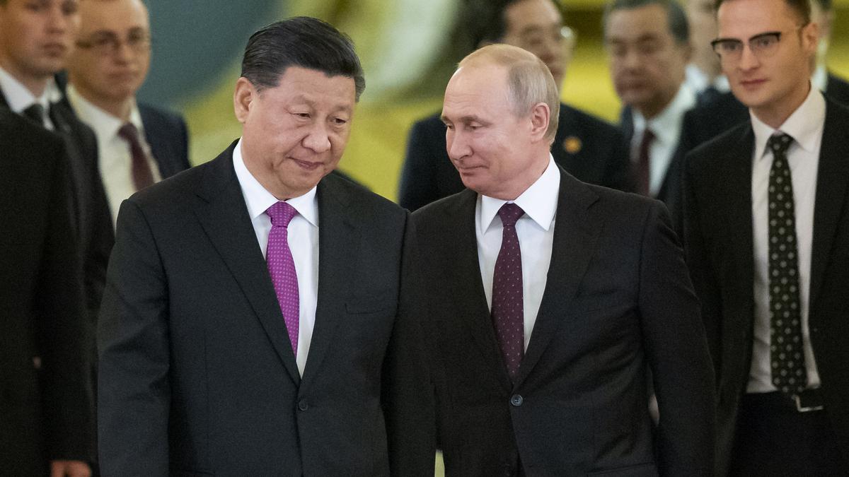 Ukraine watches anxiously as China's Xi visits Kremlin