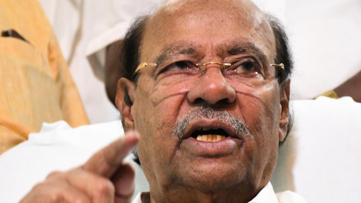 PMK founder Ramadoss seeks ban on Anbumani’s upcoming padayatra