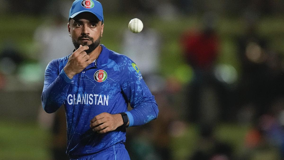 Rashid Khan akan memimpin pemain kriket Afghanistan di Piala Dunia T20