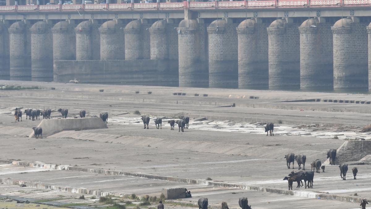 Drinking water to be released from Prakasam Barrage to Krishna district from April 4