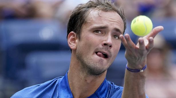 U.S. Open | Medvedev, Murray win; Ukraine’s Snigur stuns Halep